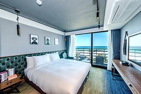 Jeju Marevo Beach Hotel