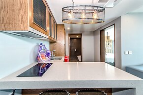 Jeju Marevo Beach Hotel