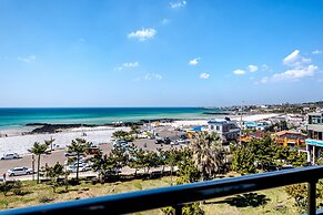 Jeju Marevo Beach Hotel