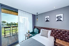 Jeju Marevo Beach Hotel