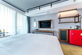 Jeju Marevo Beach Hotel