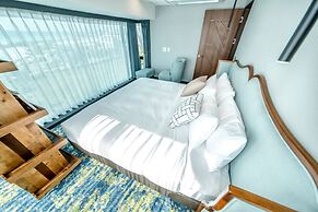 Jeju Marevo Beach Hotel