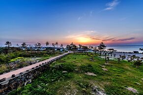 Jeju Marevo Beach Hotel