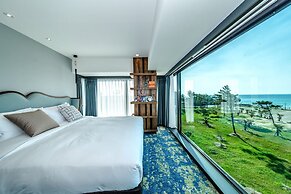 Jeju Marevo Beach Hotel
