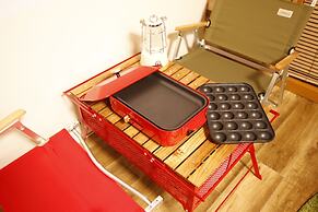 365BASE outdoor hostel