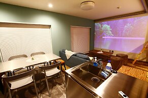 365BASE outdoor hostel