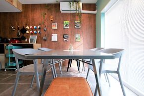 365BASE outdoor hostel