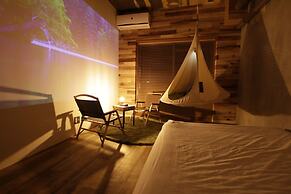 365BASE outdoor hostel