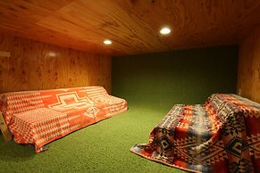 365BASE outdoor hostel