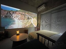 365BASE outdoor hostel