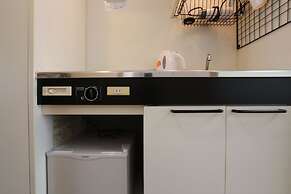 365BASE outdoor hostel