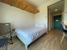 365BASE outdoor hostel