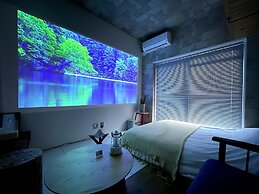 365BASE outdoor hostel