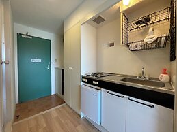 365BASE outdoor hostel