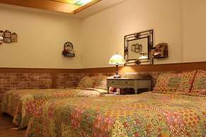 First Place B&B - Hualien Railway Station