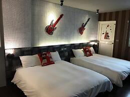 First Place B&B - Hualien Railway Station