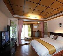 First Place B&B - Hualien Railway Station