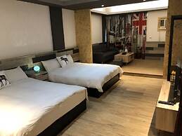 First Place B&B - Hualien Railway Station