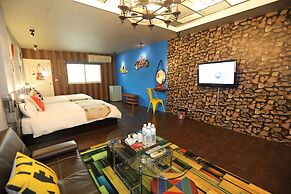 First Place B&B - Hualien Railway Station