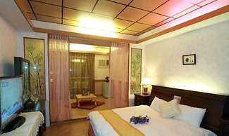 First Place B&B - Hualien Railway Station