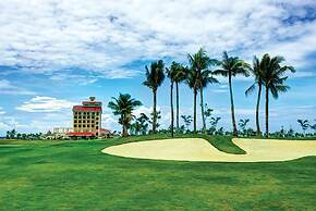 Queens Island Golf and Village