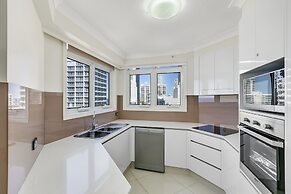 Moroccan Resort - HR Surfers Paradise