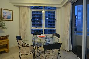 Moroccan Resort - HR Surfers Paradise