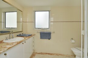 Moroccan Resort - HR Surfers Paradise