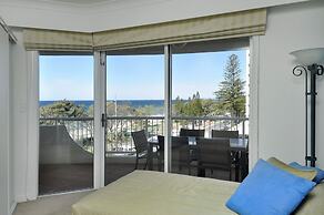 Moroccan Resort - HR Surfers Paradise