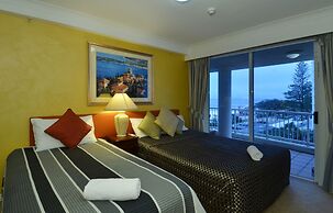 Moroccan Resort - HR Surfers Paradise