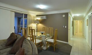 Moroccan Resort - HR Surfers Paradise