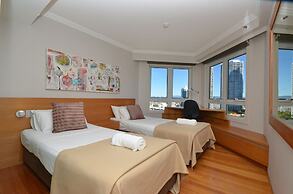 Moroccan Resort - HR Surfers Paradise