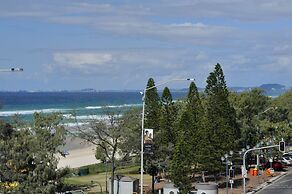 Moroccan Resort - HR Surfers Paradise