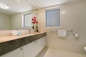 Moroccan Resort - HR Surfers Paradise