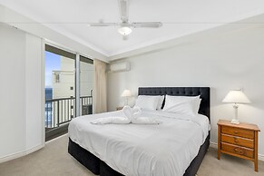 Moroccan Resort - HR Surfers Paradise