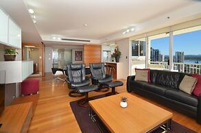Moroccan Resort - HR Surfers Paradise