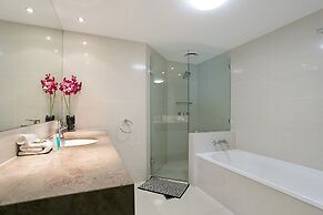 Moroccan Resort - HR Surfers Paradise
