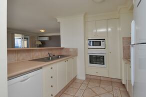 Moroccan Resort - HR Surfers Paradise