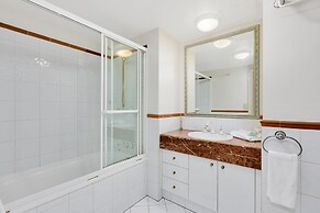 Moroccan Resort - HR Surfers Paradise