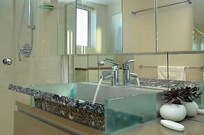 Moroccan Resort - HR Surfers Paradise