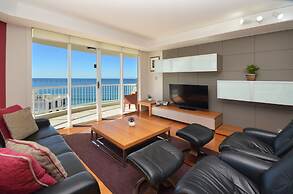 Moroccan Resort - HR Surfers Paradise
