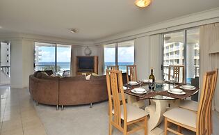Moroccan Resort - HR Surfers Paradise