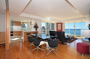 Moroccan Resort - HR Surfers Paradise