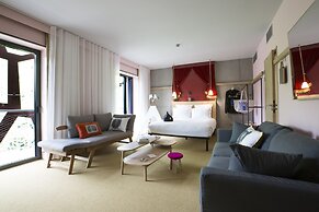 MOB Hotel Lyon Confluence