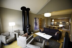 Levi Suites Unna Mànnu