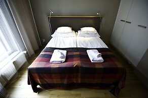 Levi Suites Unna Mànnu