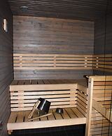 Levi Suites Unna Mànnu