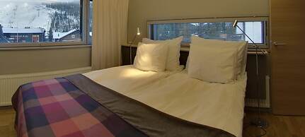 Levi Suites Unna Mànnu