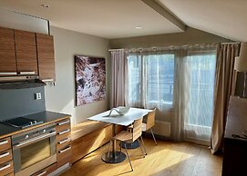 Levi Suites Unna Mànnu