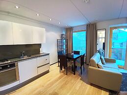 Levi Suites Levi Gold